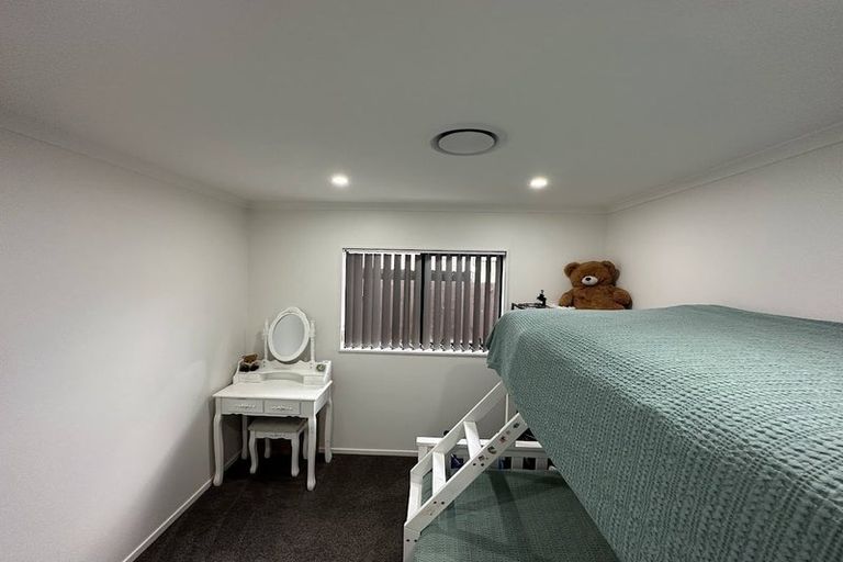 Photo of property in 5b Von Sturmer Street, Mangere East, Auckland, 2024