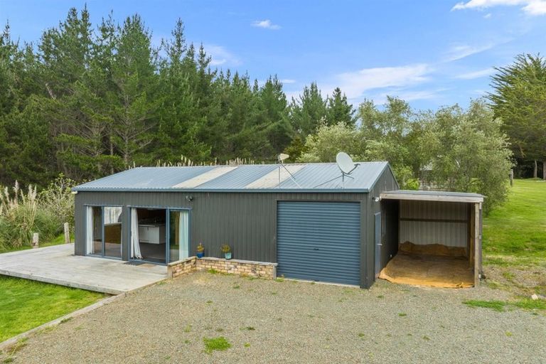 Photo of property in 17 Oruawharo Road, Topuni, Wellsford, 0975