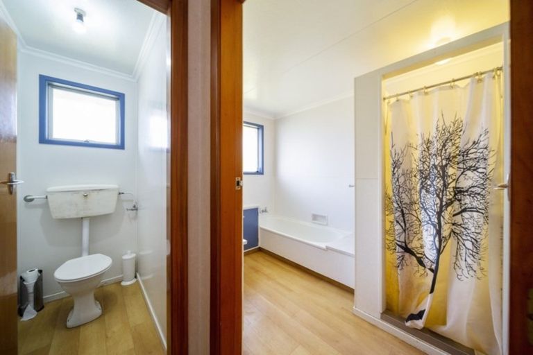 Photo of property in 43 Stafford Street, Waitara, 4320