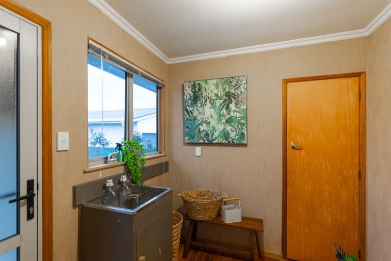 Photo of property in 7 Nairn Crescent, Awapuni, Palmerston North, 4412