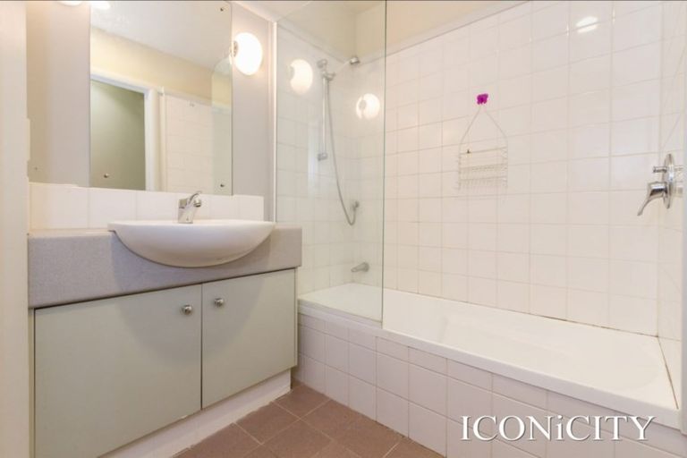 Photo of property in Madison On The Square Apartments, 2e/37 Federal Street, Auckland Central, Auckland, 1010