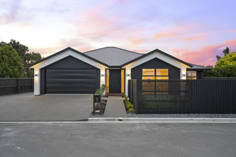 Photo of property in 3 Harrier Lane, Marshland, 8051