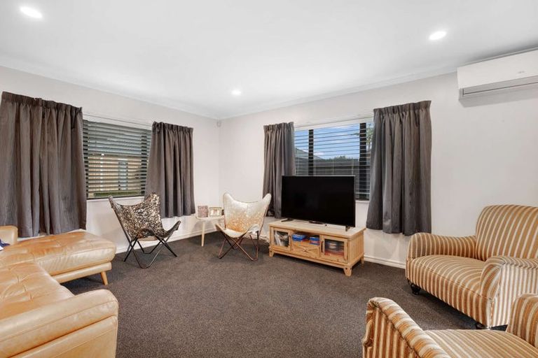 Photo of property in 25 Kahira Crescent, Papamoa Beach, Papamoa, 3118