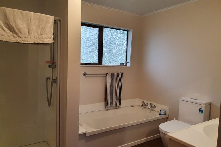 Photo of property in 9a Mossburn Grove, Kelson, Lower Hutt, 5010