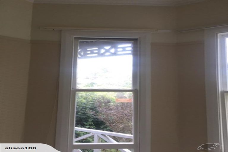 Photo of property in 13 Mortimer Terrace, Aro Valley, Wellington, 6021