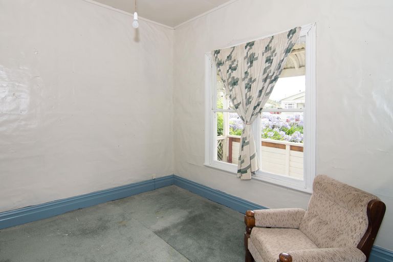 Photo of property in 83 Lincoln Road, Masterton, 5810