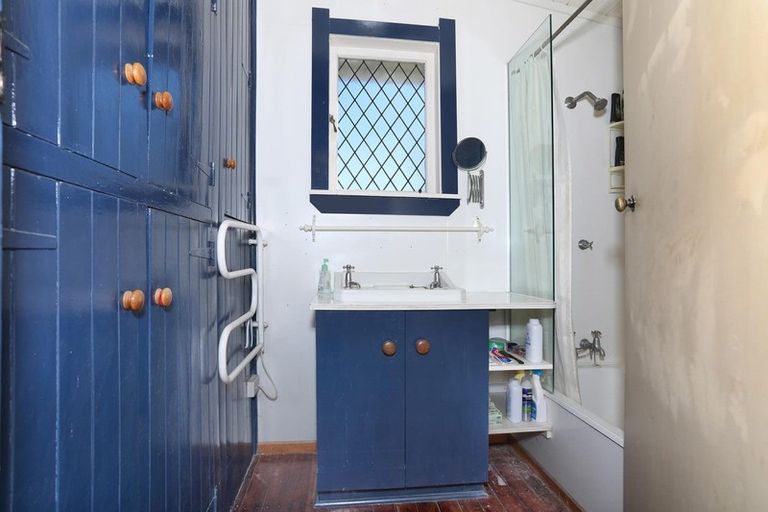 Photo of property in 6 George Street, Ohingaiti, Hunterville, 4785