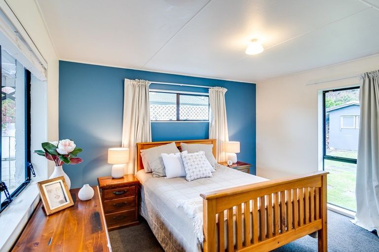 Photo of property in 36 James Cook Street, Havelock North, 4130