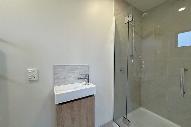 Photo of property in 1/225 Edgeware Road, Edgeware, Christchurch, 8013