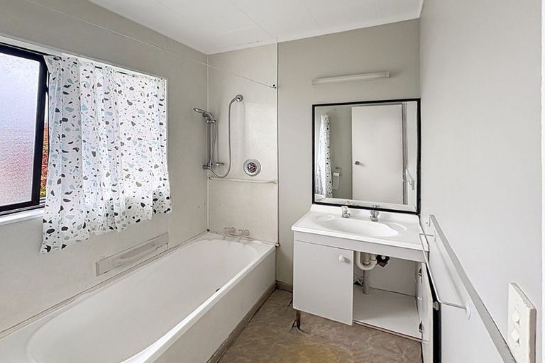 Photo of property in 61c Johnston Street, Foxton, 4814