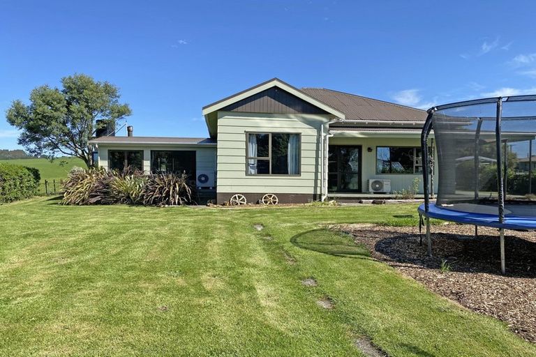 Photo of property in 13 Calder Street, Owaka, 9535