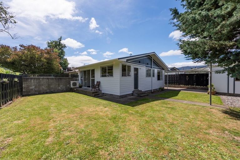 Photo of property in 39b Tacoma Drive, Totara Park, Upper Hutt, 5018