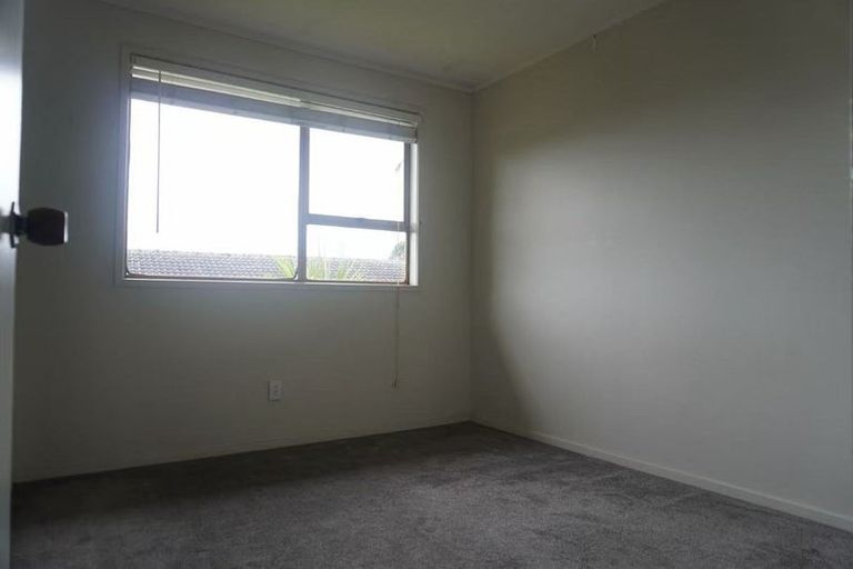 Photo of property in 62 Weatherly Road, Torbay, Auckland, 0630