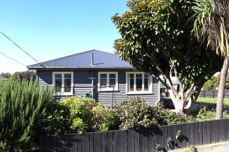 Photo of property in 13 Clyde Street, Oamaru North, Oamaru, 9400