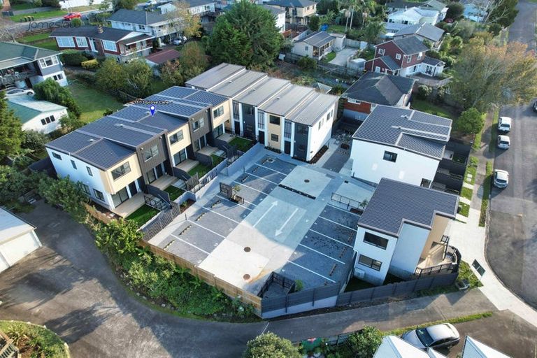 Photo of property in 12/13 Grove Lane, Pakuranga, Auckland, 2010