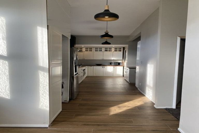 Photo of property in 15 Connaught Terrace, Brooklyn, Wellington, 6021