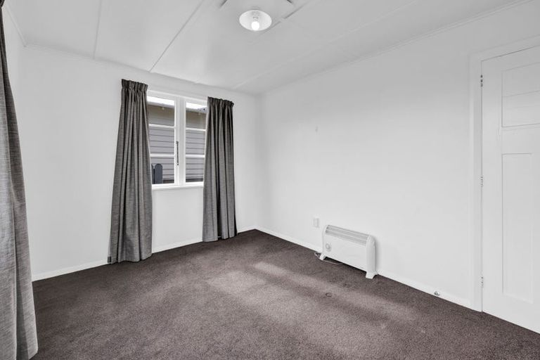 Photo of property in 12-14 Dixon Avenue, Hawera, 4610