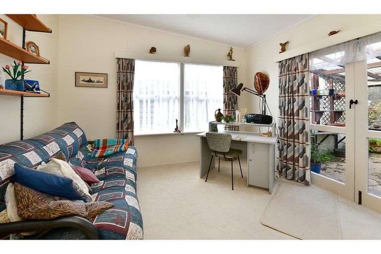 Photo of property in 10 Manuka Street, Orewa, 0931