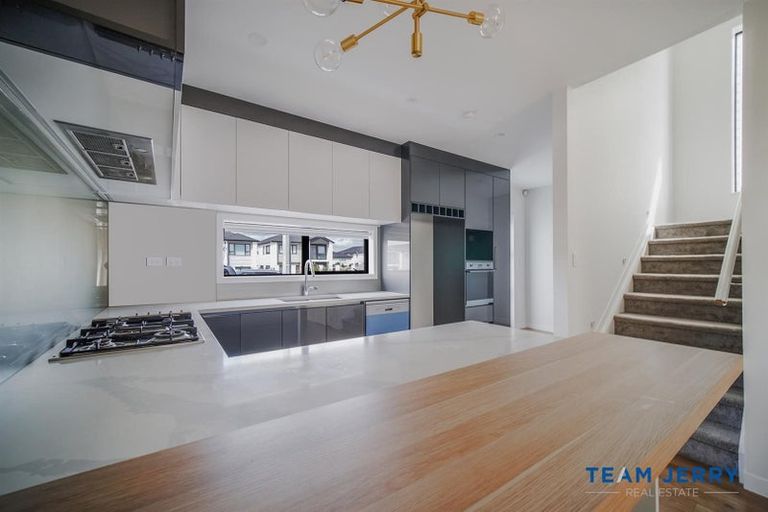 Photo of property in 20 Laquinta Place, Flat Bush, Auckland, 2019