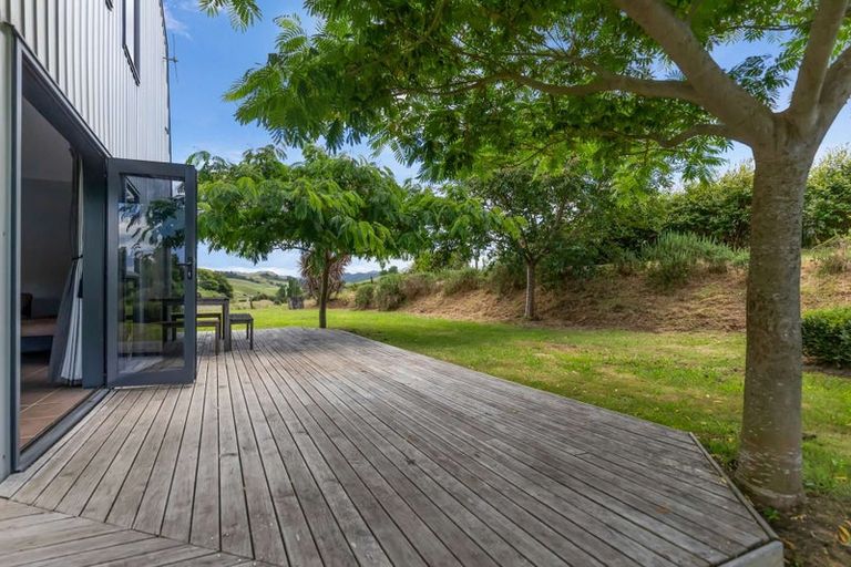 Photo of property in 10 Strong Road, Te Pahu, Hamilton, 3285