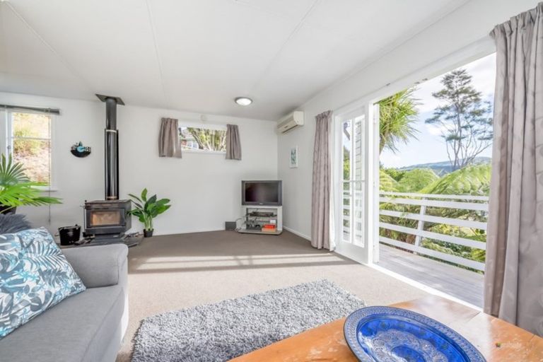 Photo of property in 16 John Street, Stokes Valley, Lower Hutt, 5019