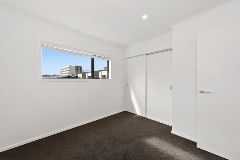 Photo of property in 1/1 Vialou Street, Hamilton Central, Hamilton, 3204