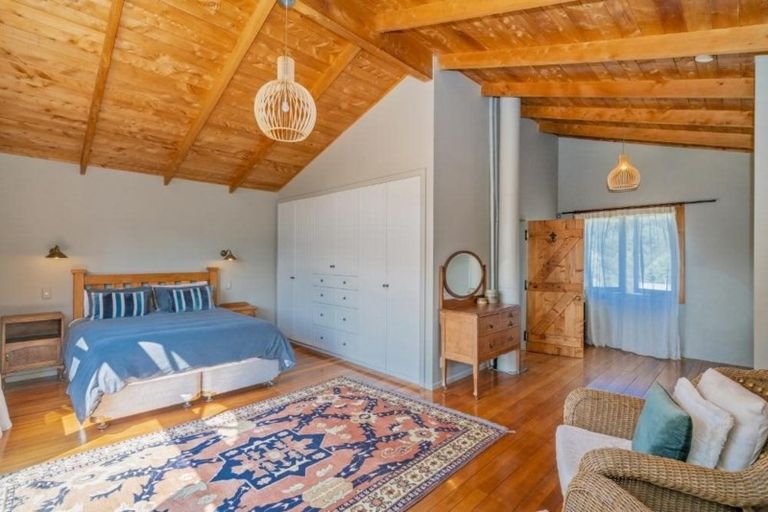 Photo of property in 37 Rewa Rewa Valley, Tairua, 3508