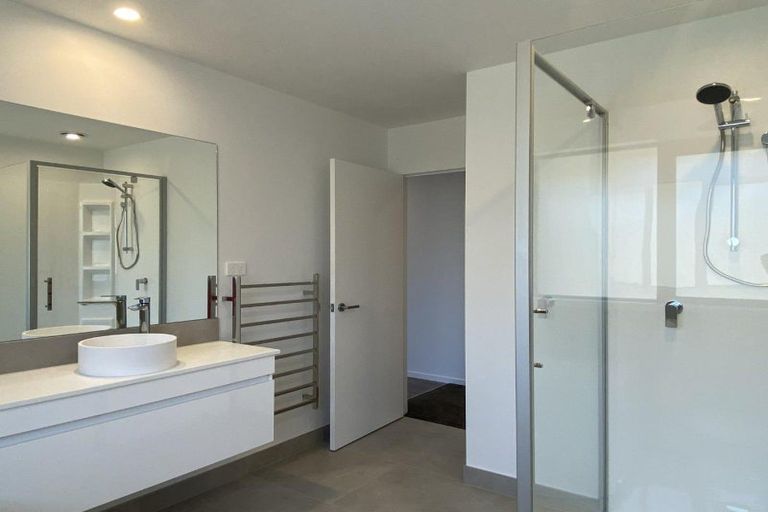 Photo of property in 350 Whitehills Road, Waitoki, Silverdale, 0994