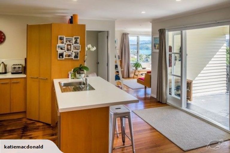 Photo of property in 26 Kiriwai Road, Paremata, Porirua, 5024