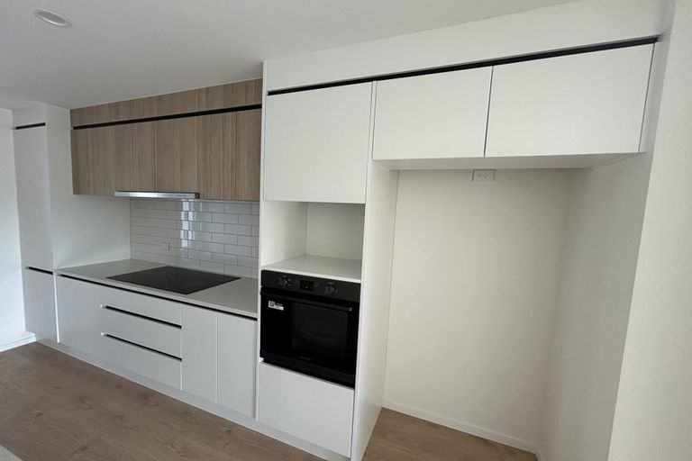 Photo of property in 13 Falcon Crescent, Hobsonville, Auckland, 0618