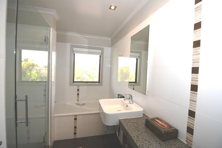 Photo of property in 71 Clinton Road, Tawharanui Peninsula, Warkworth, 0986