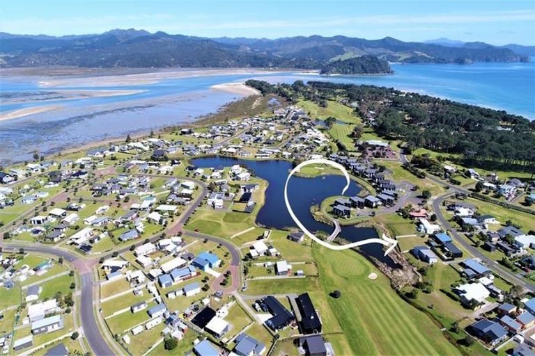 Photo of property in 108 The Fairway, Matarangi, Whitianga, 3592