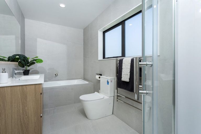 Photo of property in 10a Mescal Street, Massey, Auckland, 0614
