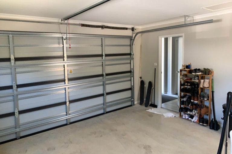 Photo of property in 98 Whakaturou Crescent, Pyes Pa, Tauranga, 3112