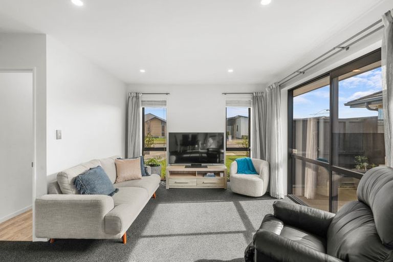 Photo of property in 13 Cleland Crescent, Kaiapoi, 7630