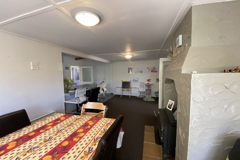 Photo of property in 18 Howard Street, Macandrew Bay, Dunedin, 9014