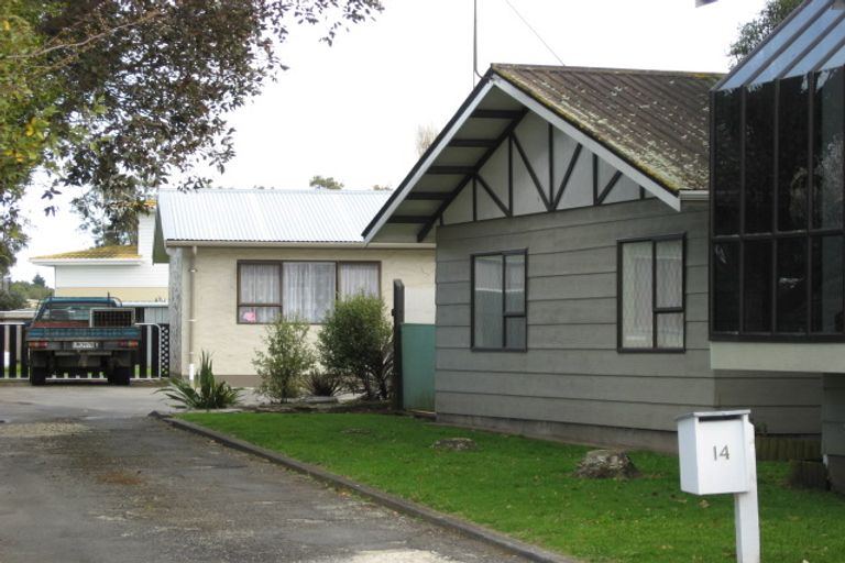 Photo of property in 14 Akepiro Place, Tawhero, Whanganui, 4501