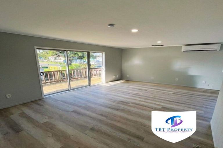 Photo of property in 7 Moncrieff Avenue, Clendon Park, Auckland, 2103