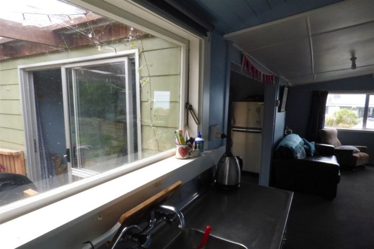 Photo of property in 12 Rata Street, Kaka Point, Balclutha, 9271