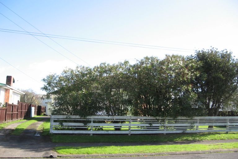 Photo of property in 23 Williams Crescent, Otara, Auckland, 2023