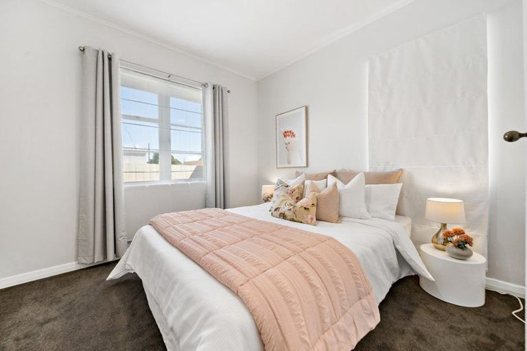 Photo of property in 80 Seddon Street, Pukekohe, 2120