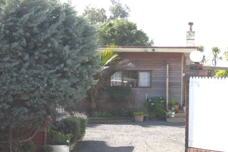 Photo of property in 5a Pohutukawa Road, Beachlands, Auckland, 2018