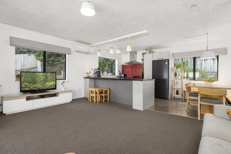 Photo of property in 25b Meander Drive, Welcome Bay, Tauranga, 3112