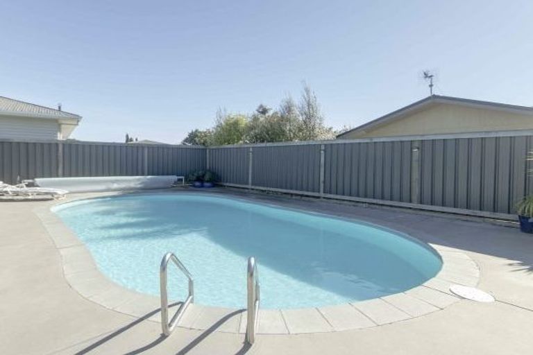 Photo of property in 8 Ryan Crescent, Greenmeadows, Napier, 4112