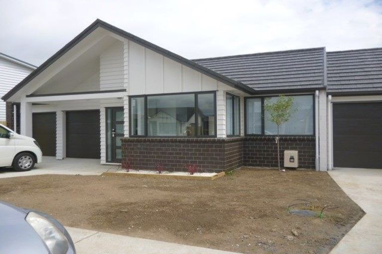 Photo of property in 8 Amokura Avenue, Takanini, 2112