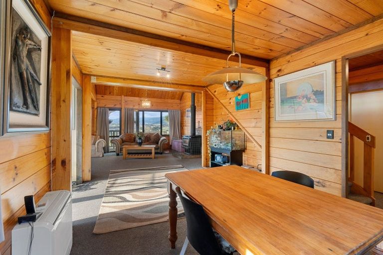 Photo of property in 35 Old Coach Road, Otaki, 5512