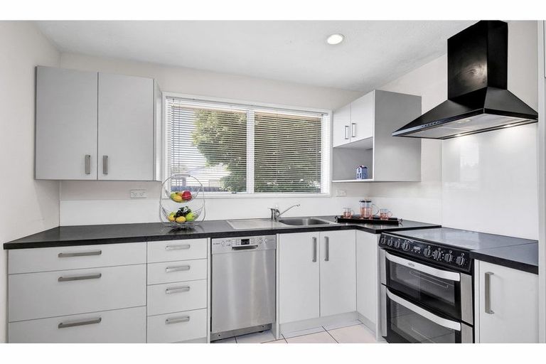 Photo of property in 2/67 Keighleys Road, Bromley, Christchurch, 8062