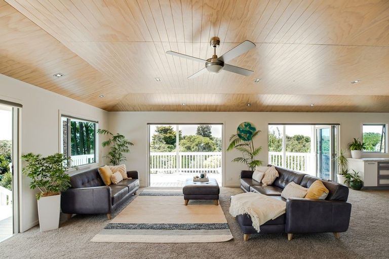 Photo of property in 26 Cedar Road, Te Awanga, 4102