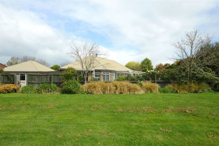 Photo of property in 50b Karnak Crescent, Russley, Christchurch, 8042