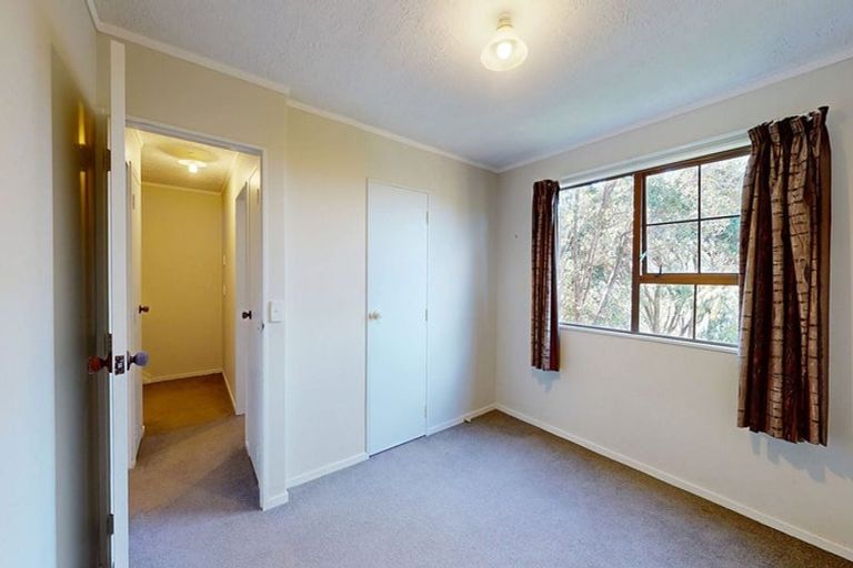 Photo of property in 67b Thurleigh Grove, Karori, Wellington, 6012